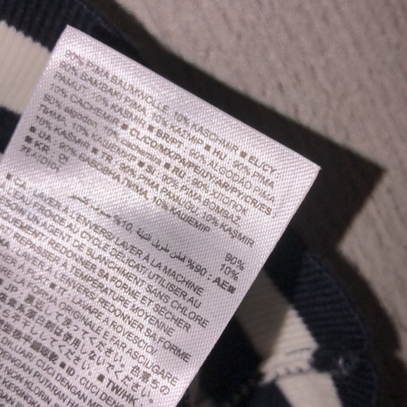 Banana Republic cotton & cashmere blend knit sweater turtleneck size small - Picture 5 of 8